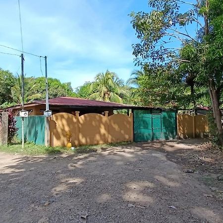 La Casa Del Raton, Relajate En El Campo Y La Playa Villa Paquera Eksteriør billede